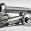 キット組み立てのポイントはネジの扱いかた