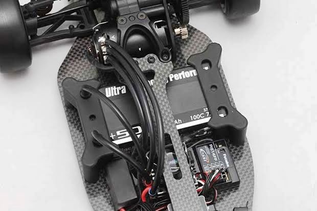 評判の高い2駆ドリフトYD-2がヨコモから発売