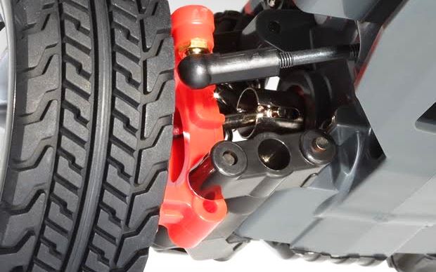 メルセデスベンツG320でオフロード走行を楽しむ【ラジコンカー】