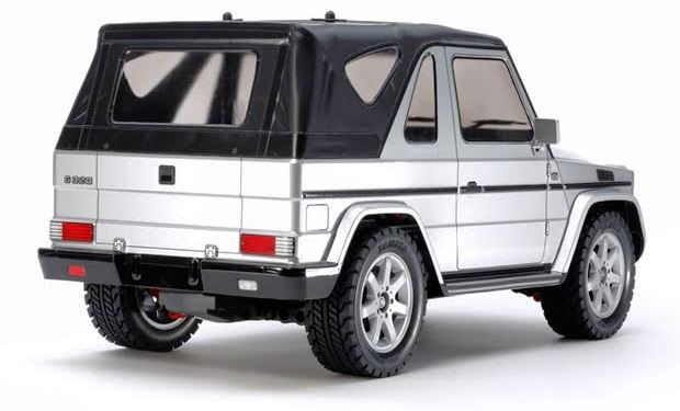 メルセデスベンツG320でオフロード走行を楽しむ【ラジコンカー】