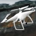 本格派が選ぶドローンのおすすめがDJI Phantom4 【Phantom3との違い】