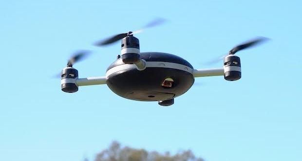 ドローンとラジコンヘリコプターの違いがわかりますか?